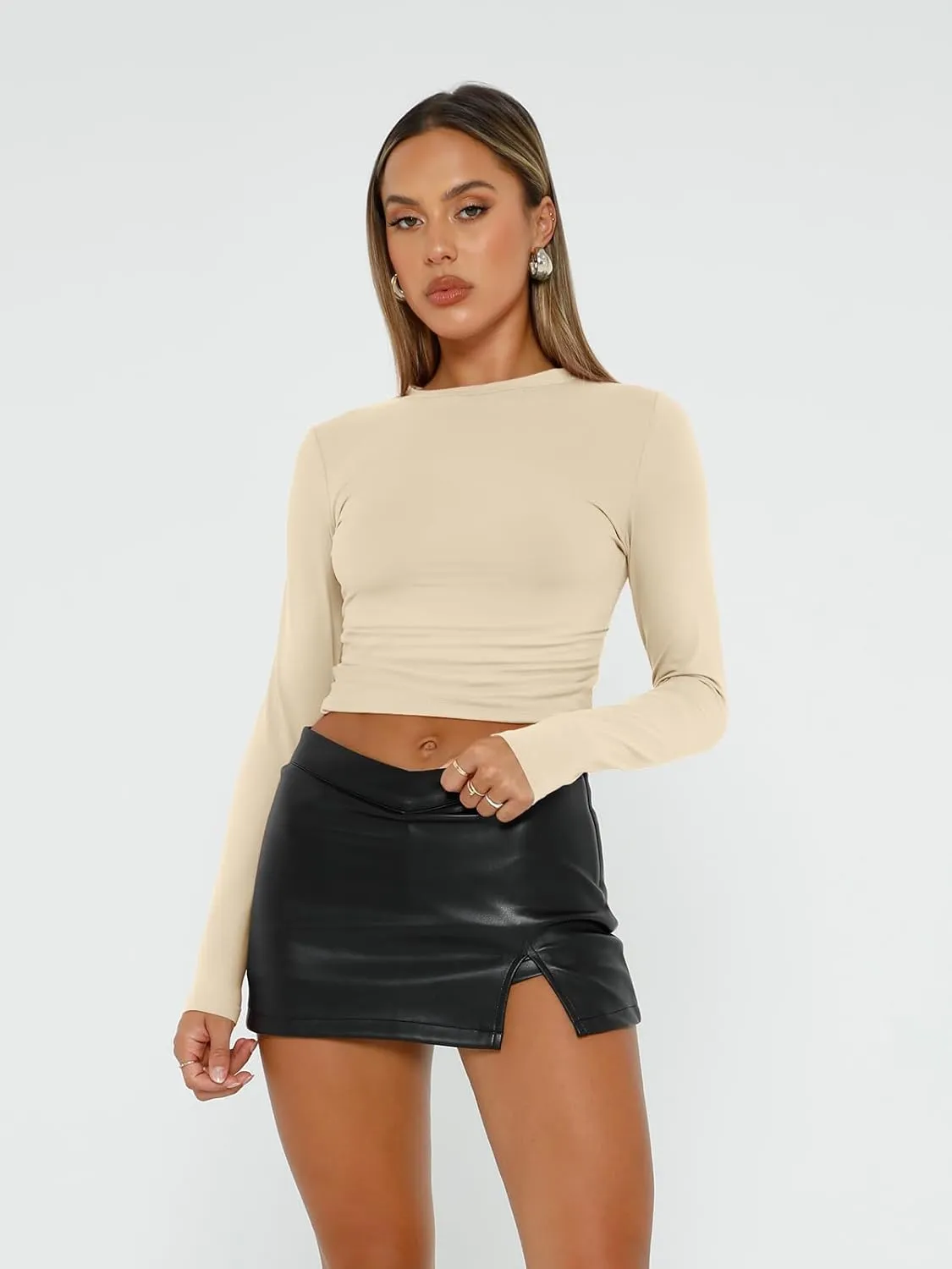 AUTOMET Womens Long Sleeve Shirts Basic Crop Tops Going Out Fall Fashion Slim Fit Y2K Tops 2025