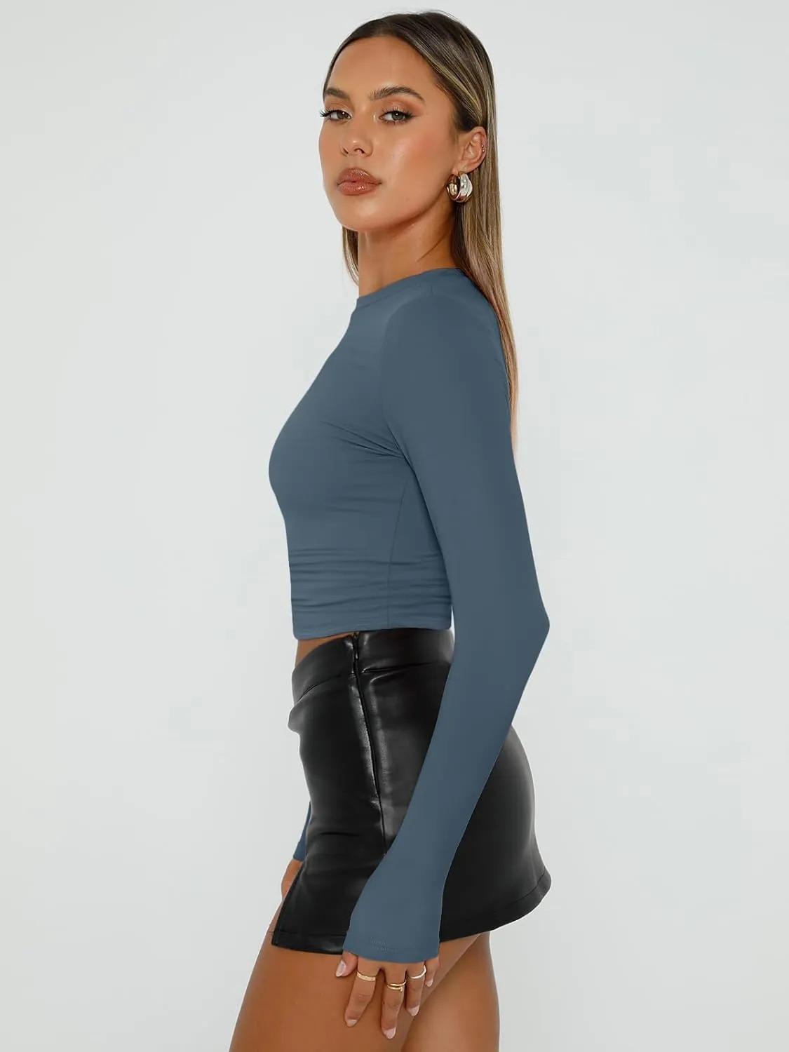 AUTOMET Womens Long Sleeve Shirts Basic Crop Tops Going Out Fall Fashion Slim Fit Y2K Tops 2025