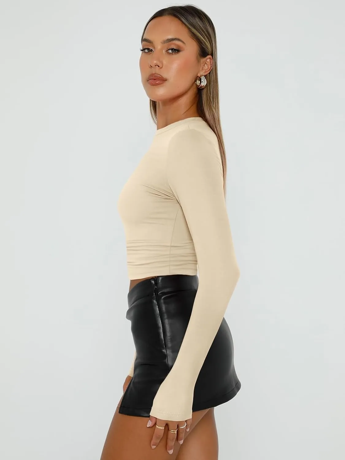 AUTOMET Womens Long Sleeve Shirts Basic Crop Tops Going Out Fall Fashion Slim Fit Y2K Tops 2025