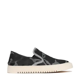 CAIS SLIP ON SNEAKERS