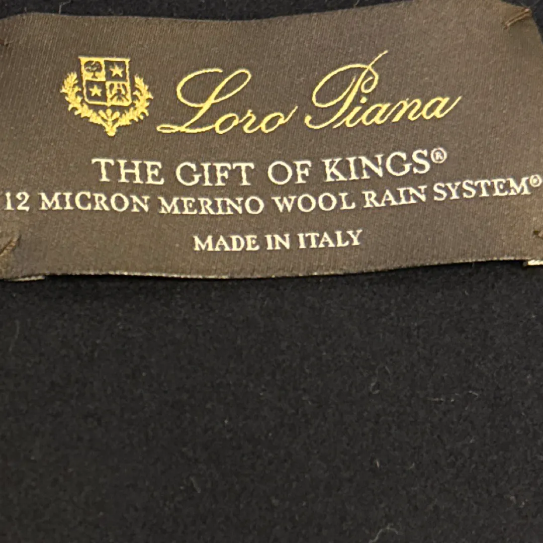 Loro Piana Women's Navy Blue Sleeveless double-breasted coat jacket